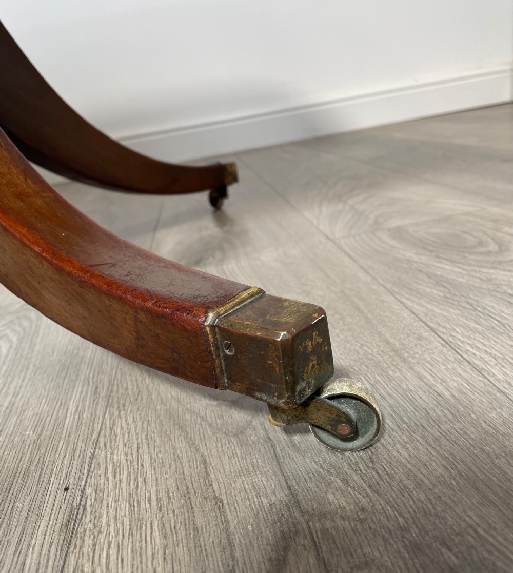 Antique Georgian Dining Table In Mahogany View VIII