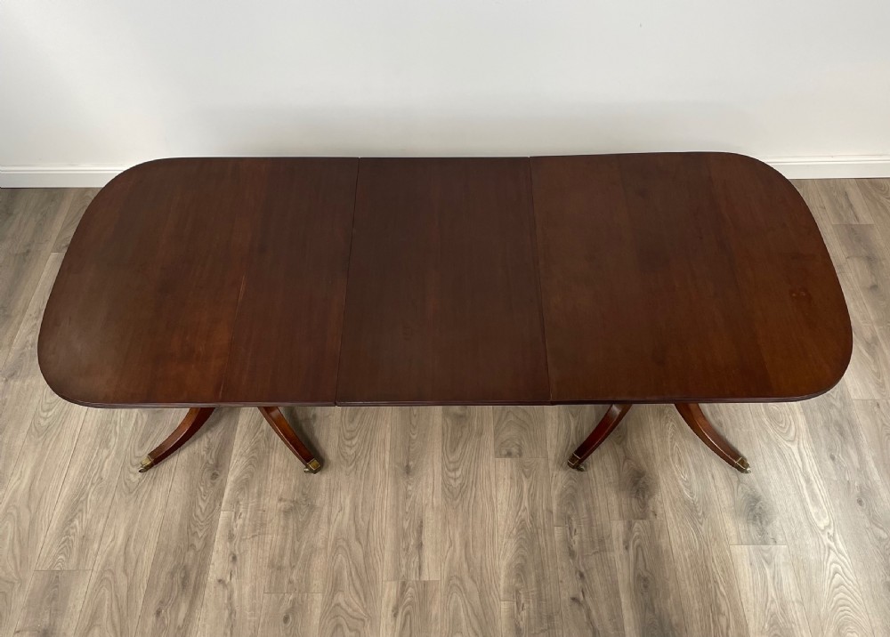 Antique Georgian Dining Table In Mahogany View IX