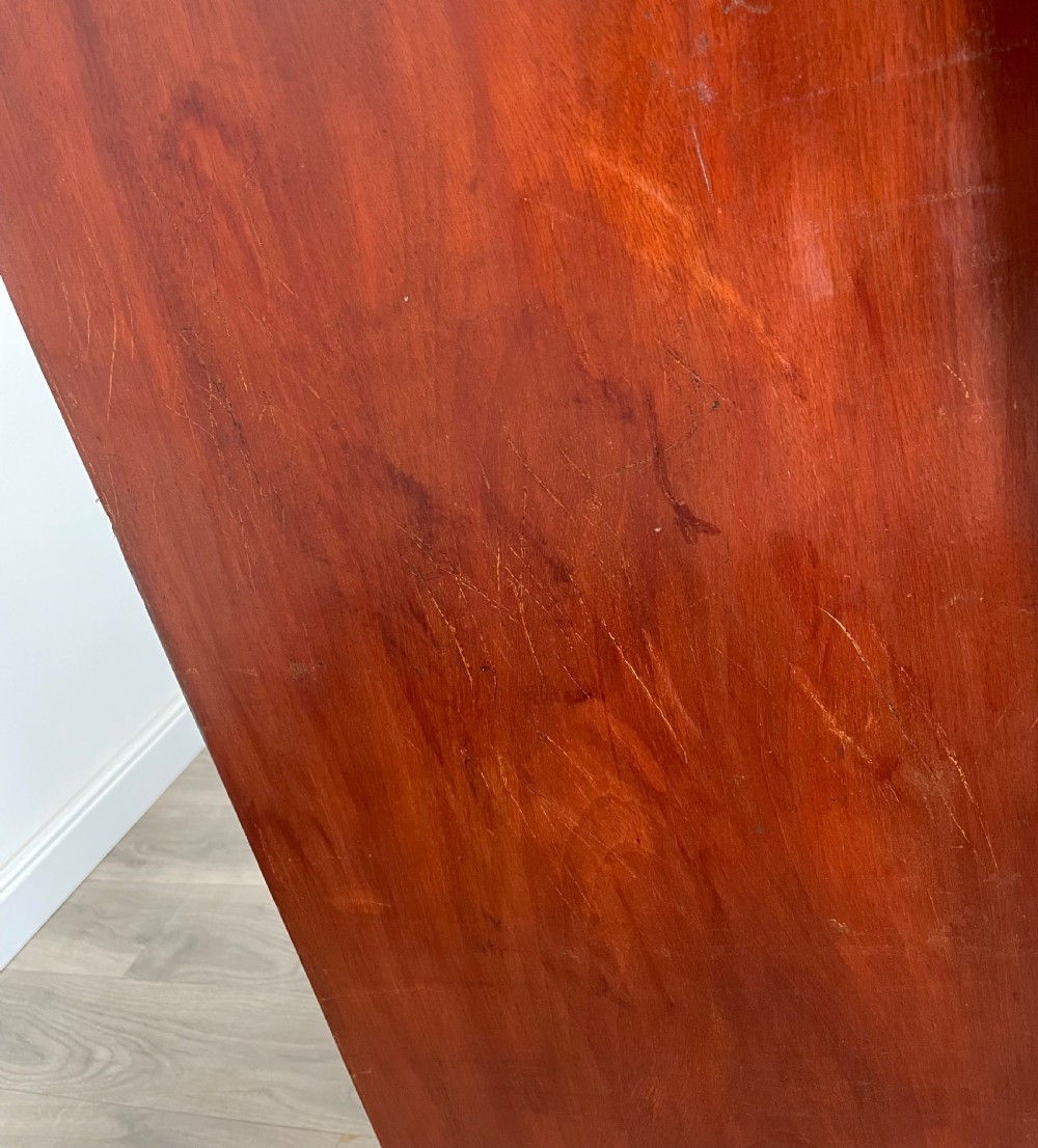 Antique 19th Century Bow Front Chest Of Drawers In Mahogany View XII