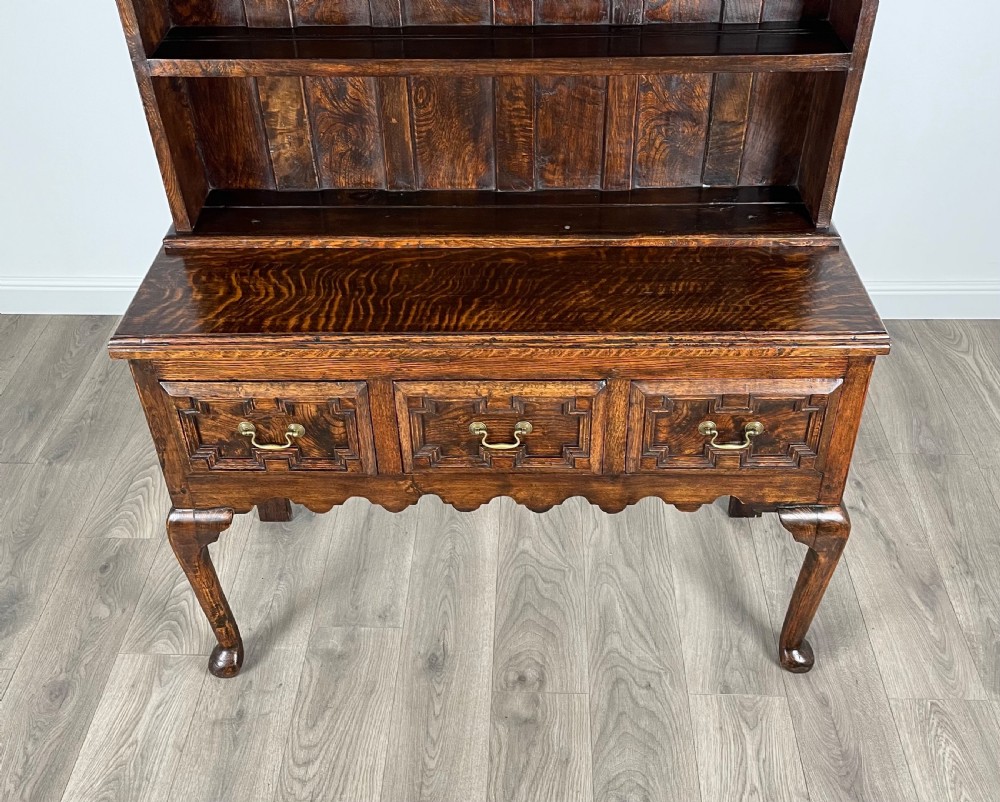 Antique 20th Century Jacobean Style Dresser In Oak View III