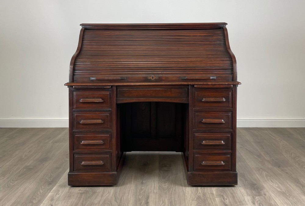 Antique 20th Century Roll Top Desk In Oak