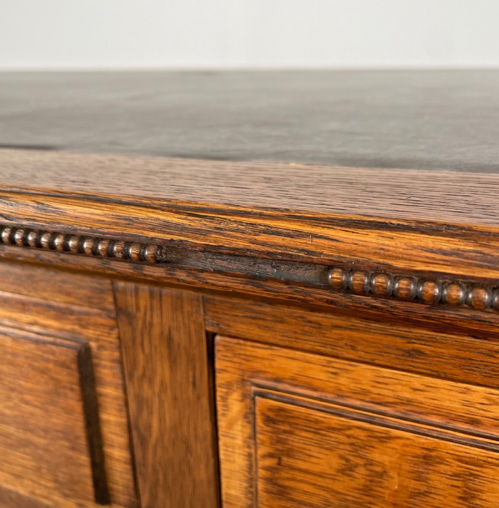 Antique 20th Century Jacobean Style Desk In Oak View XIII