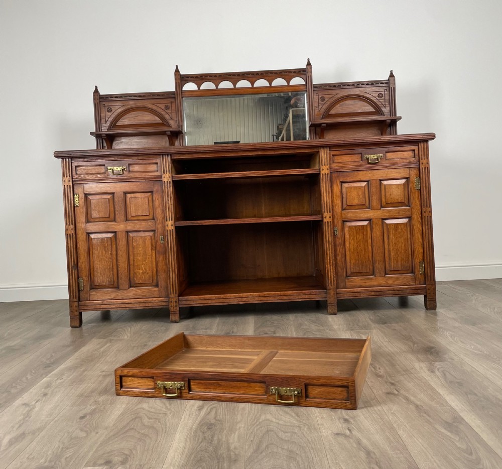 Antique 20th Century Sideboard In Oak View III