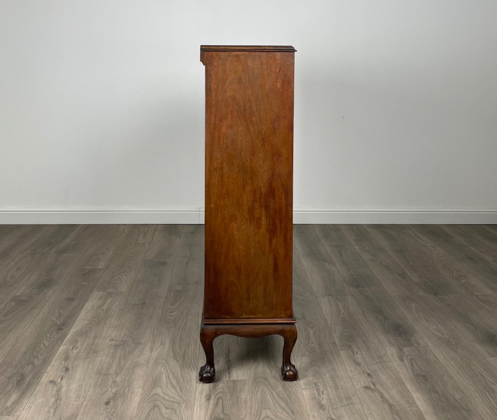 Antique 20th Century Display Cabinet In Mahogany View VIII
