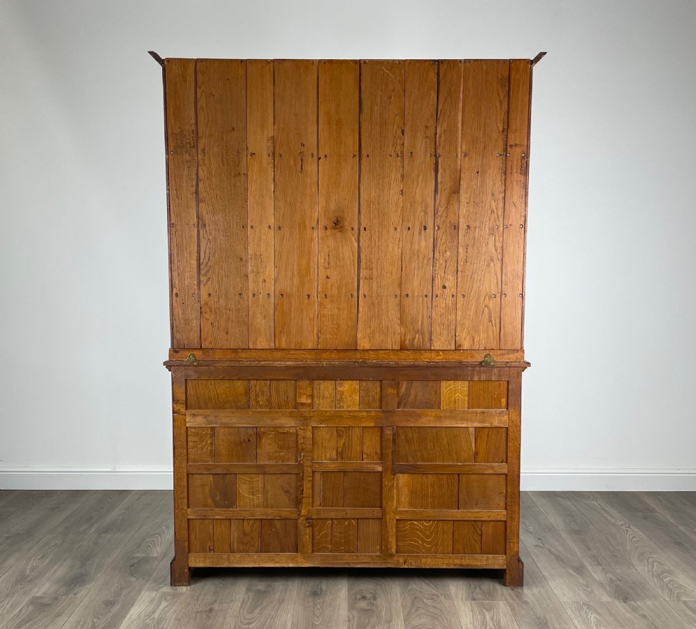 Antique 20th Century Dresser In Oak View VI