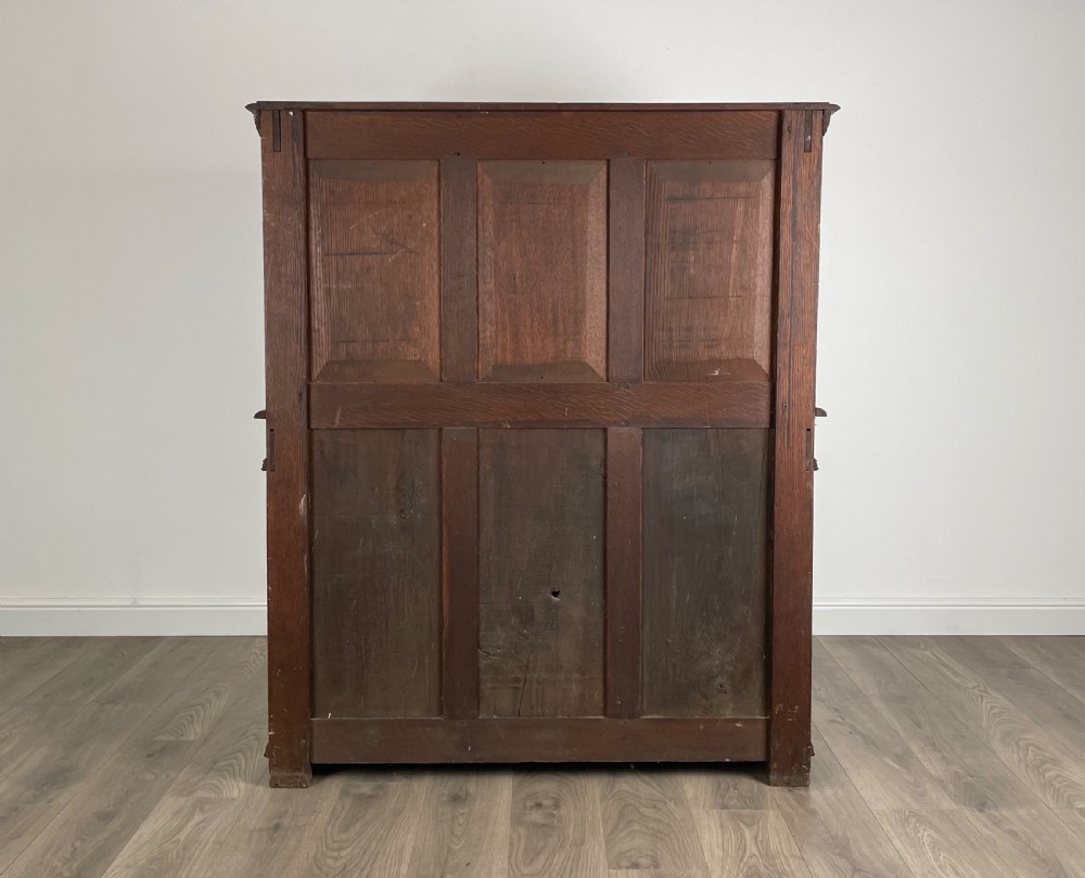 Antique Heavily Carved Victorian Sideboard In Oak View V