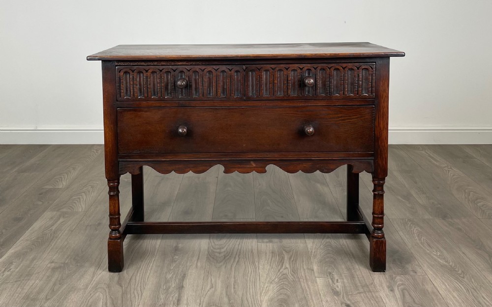 Antique 20th Century Sideboard In Oak