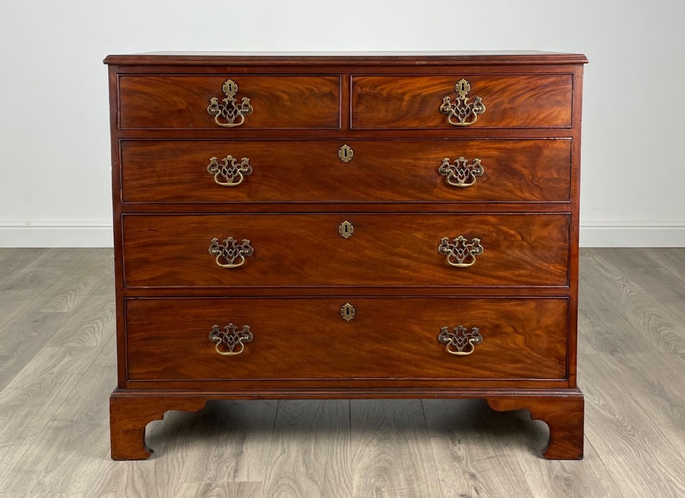 Antique 18th Century Chest Of Drawers In Mahogany ( REF AF-3049 )