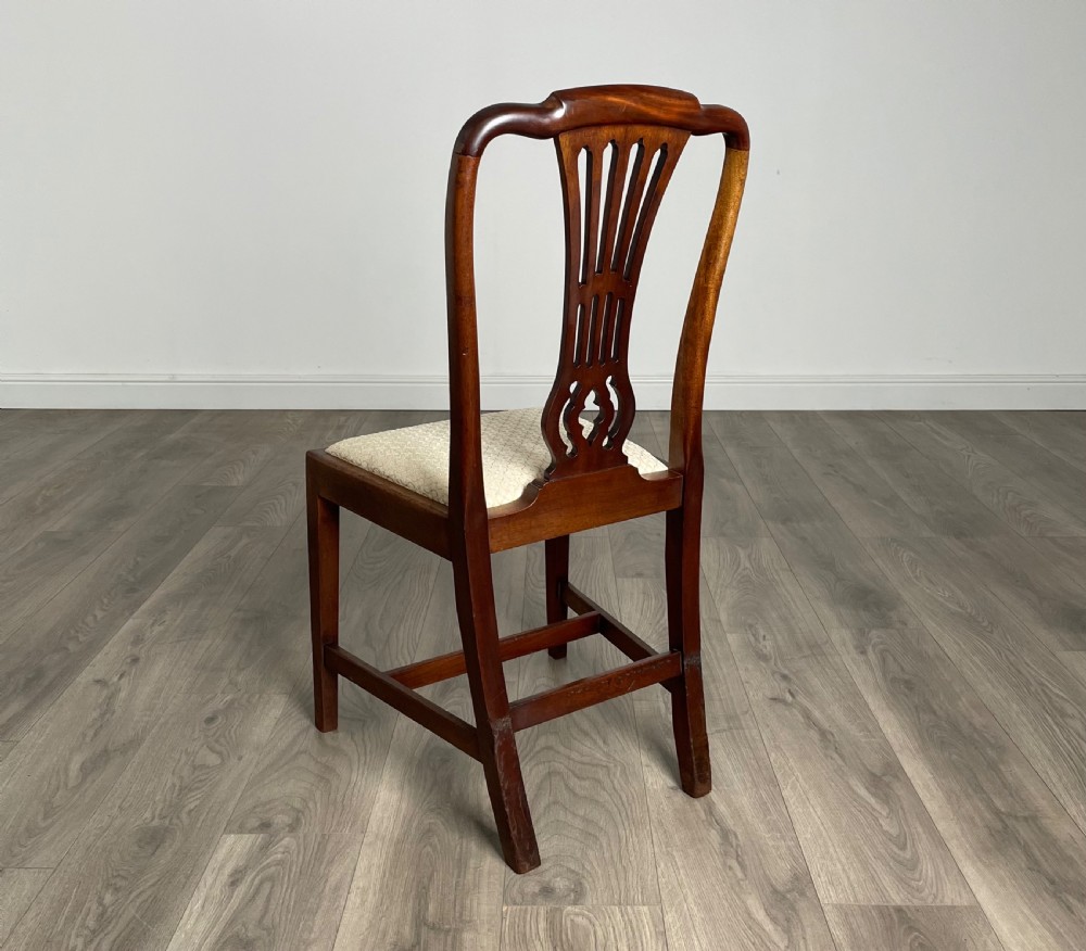 Antique 19th Century Set Of 6 Dining Chairs In Mahogany View IX