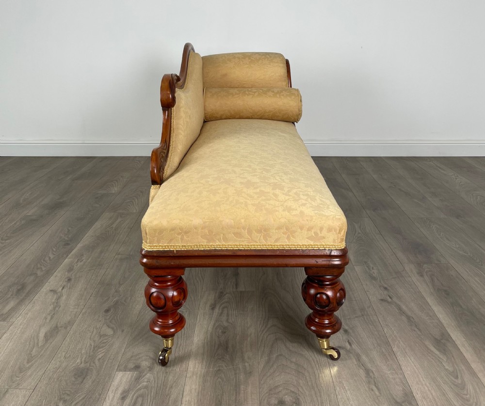 Antique 19th Century Chaise Lounge In Mahogany View VII