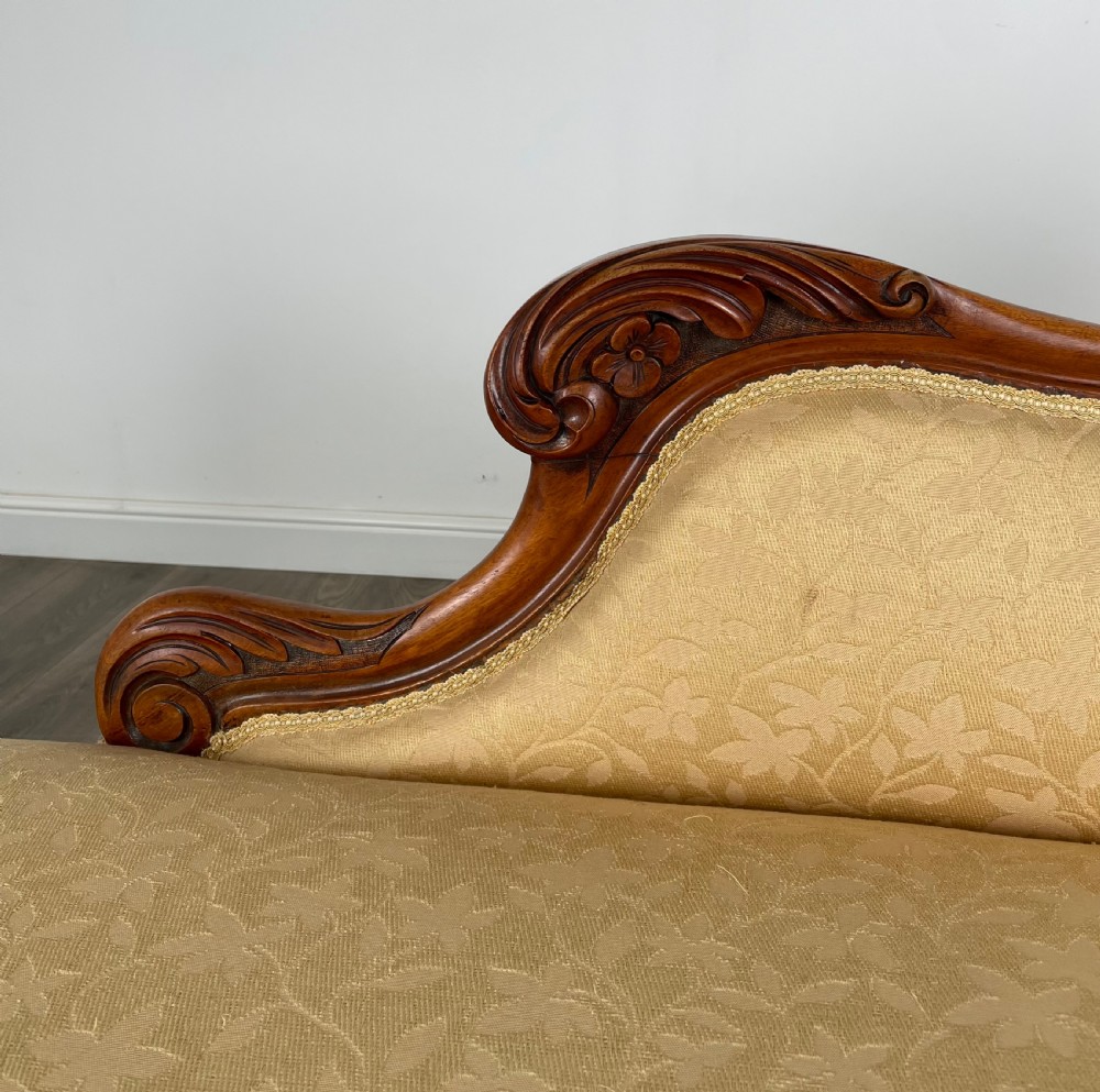 Antique 19th Century Chaise Lounge In Mahogany View XI