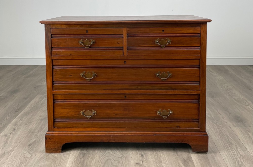 Antique 20th Century Chest Of Drawers In Walnut