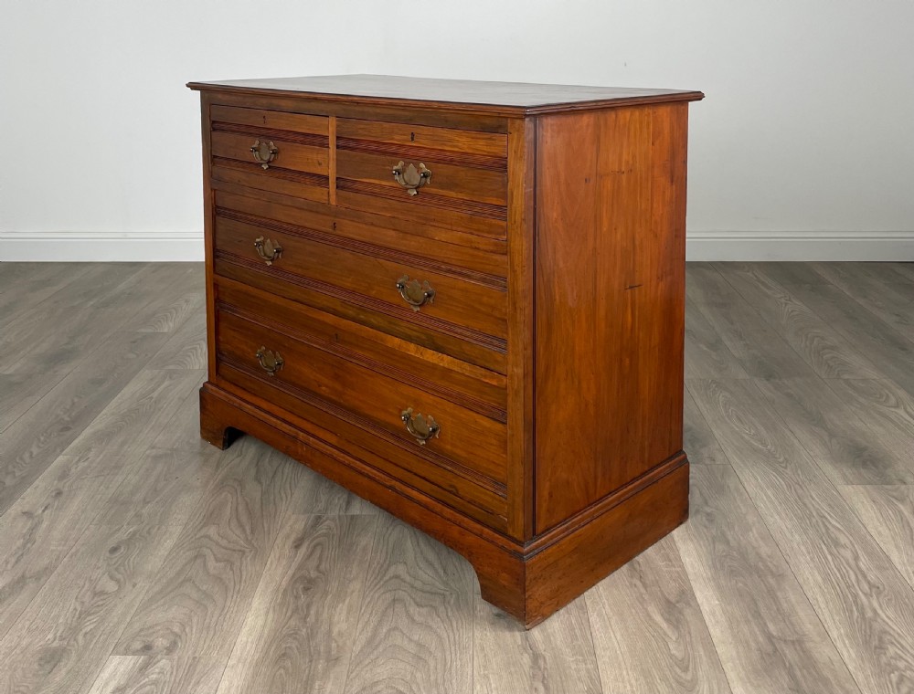 Antique 20th Century Chest Of Drawers In Walnut View II
