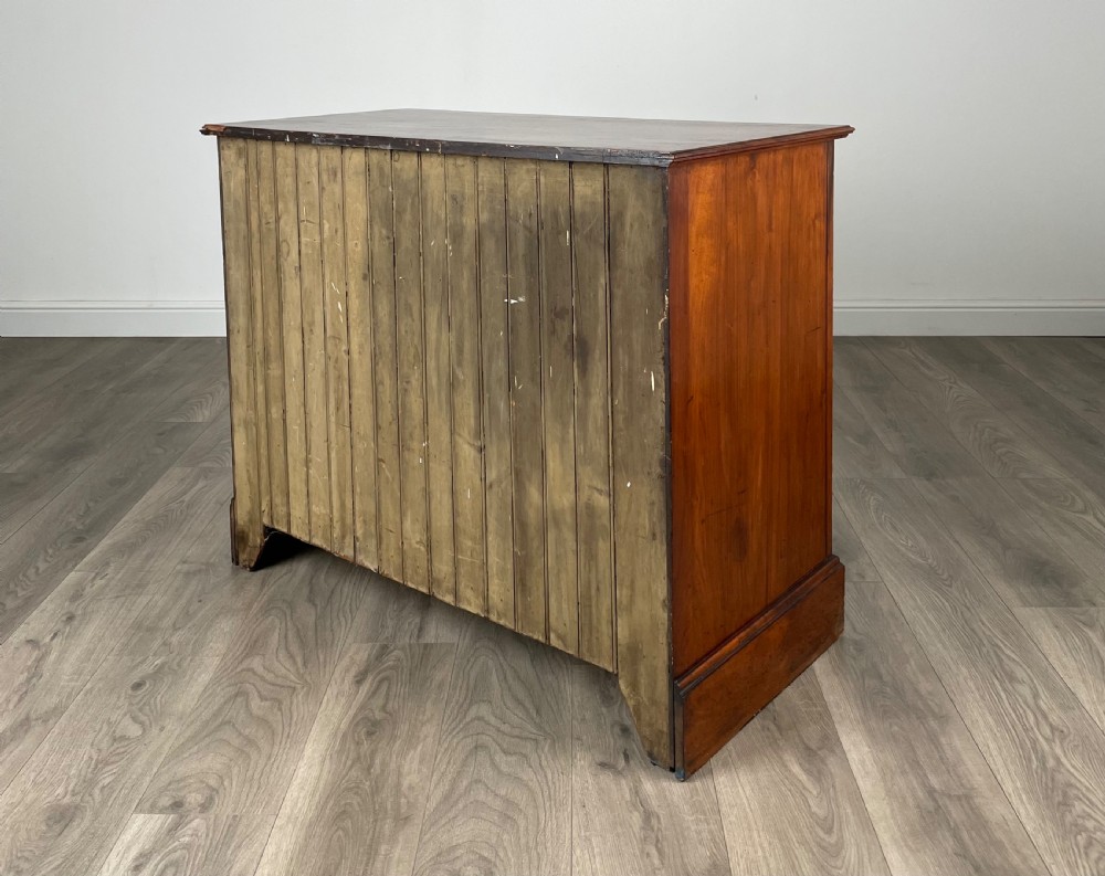 Antique 20th Century Chest Of Drawers In Walnut View VI