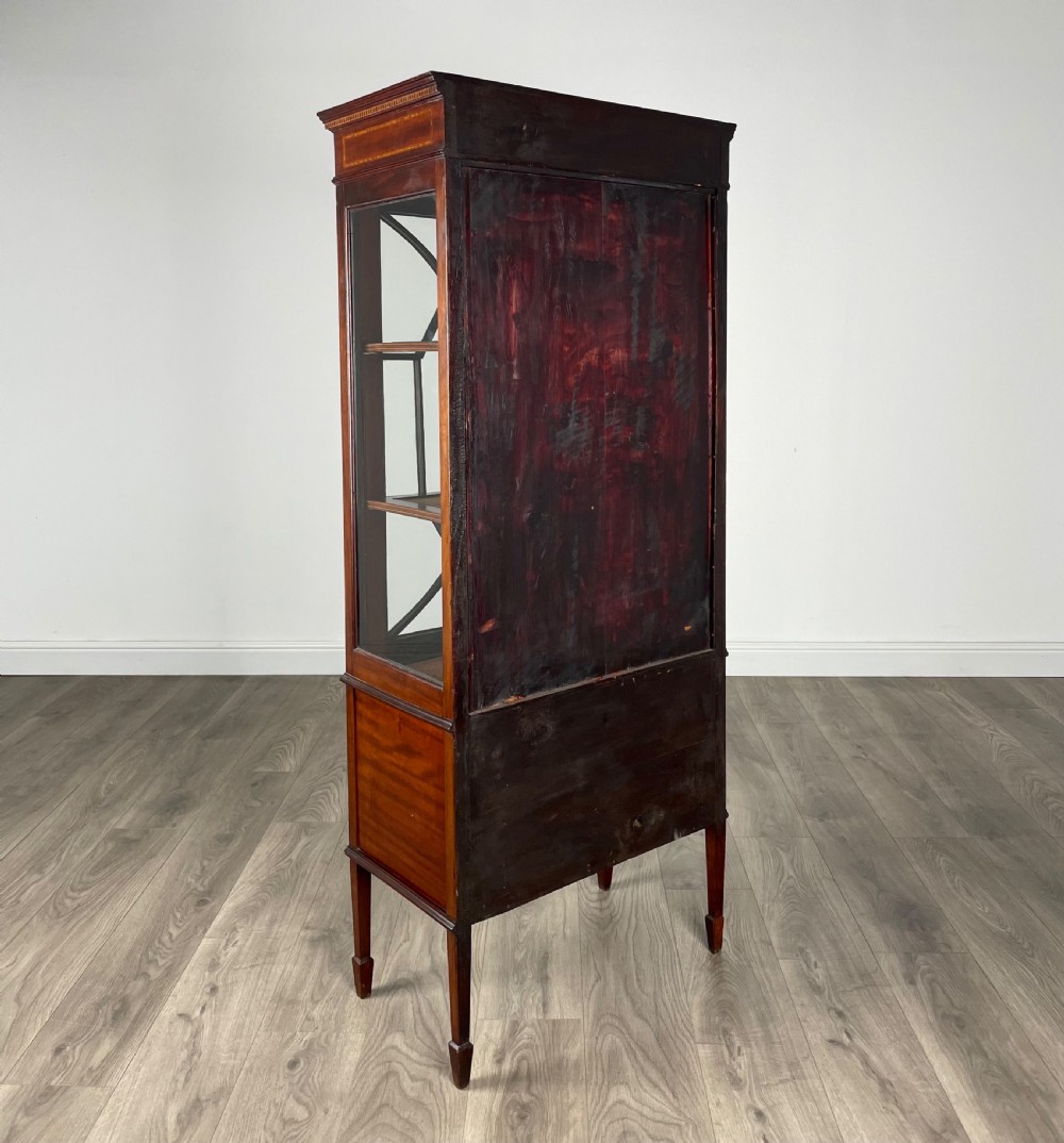 Antique 19th Century Display Cabinet In Mahogany View IV