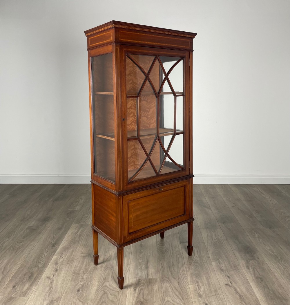 Antique 19th Century Display Cabinet In Mahogany View VIII