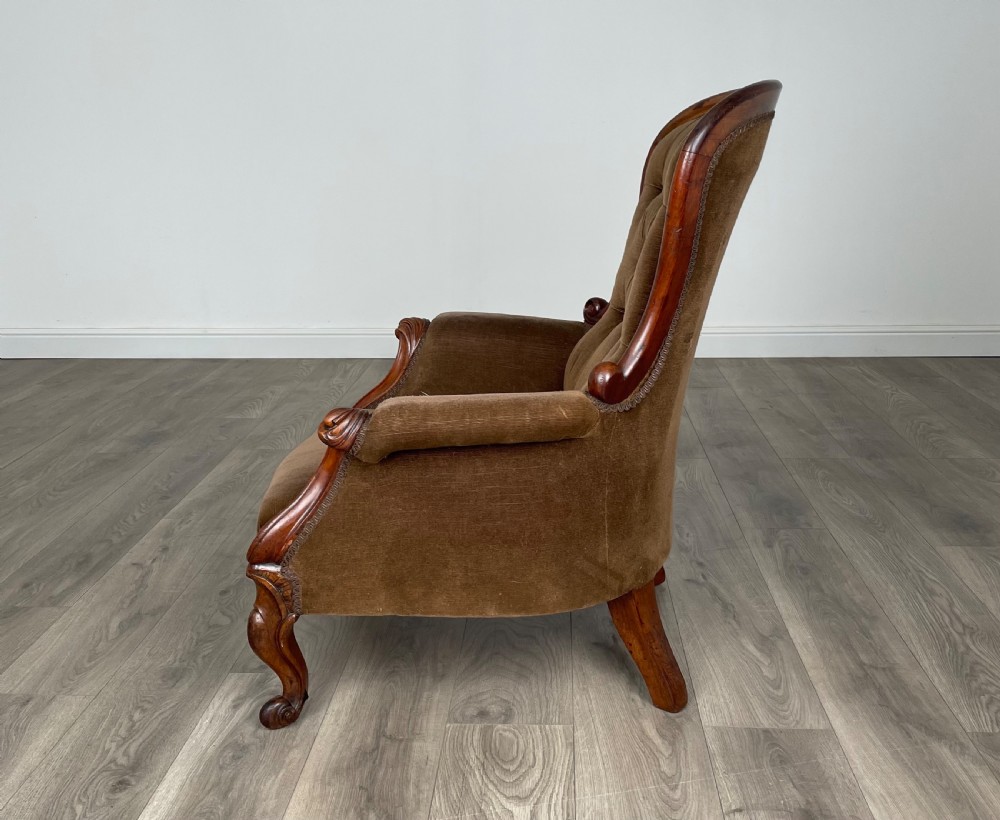 Antique 19th Century Button Back Armchair In Mahogany View II