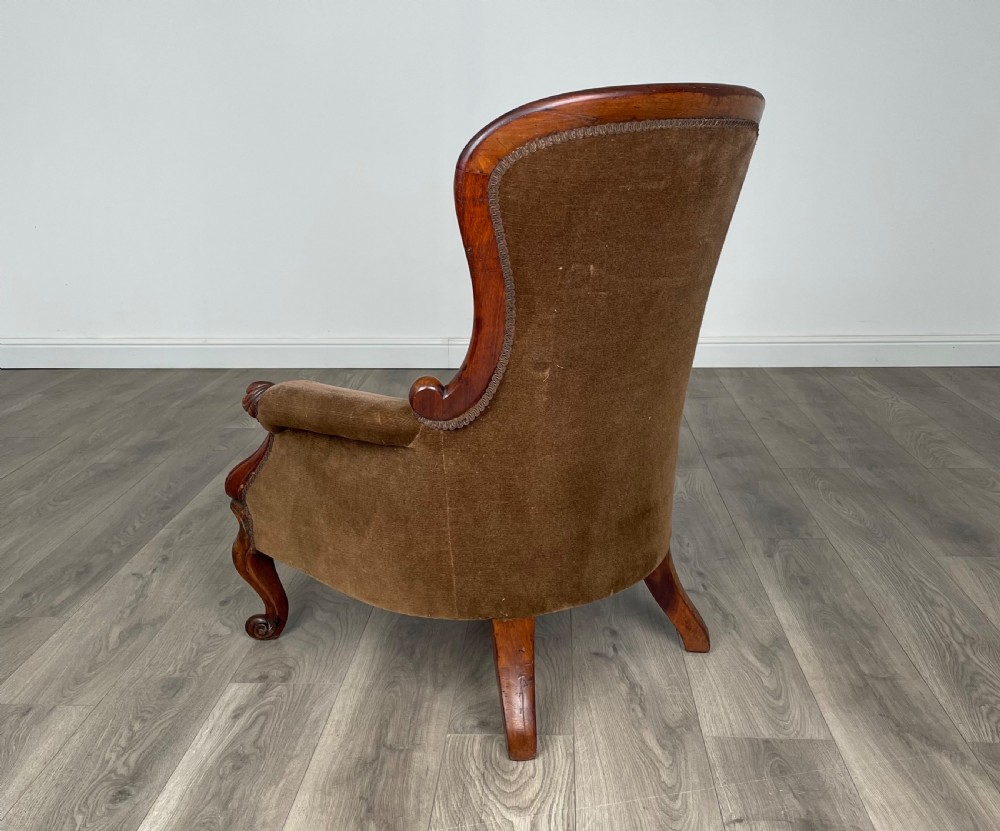 Antique 19th Century Button Back Armchair In Mahogany View III