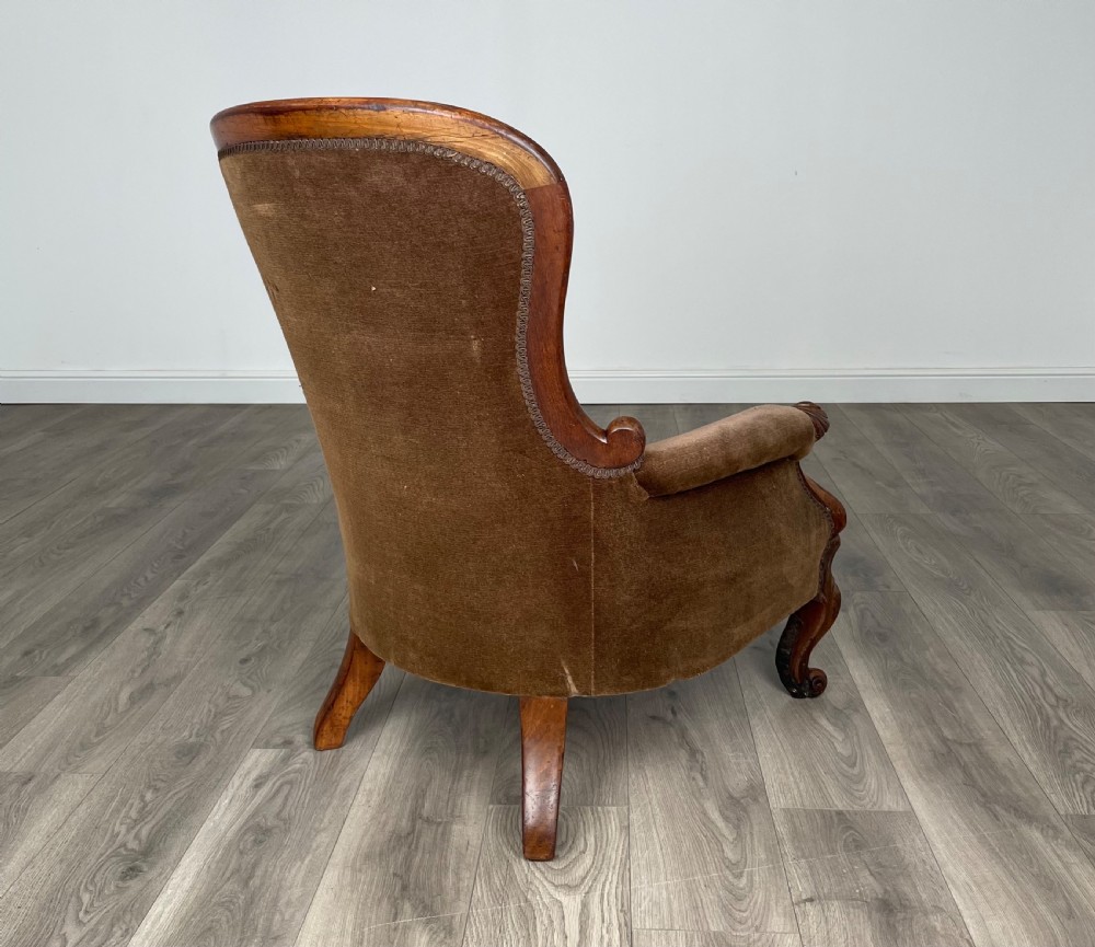 Antique 19th Century Button Back Armchair In Mahogany View V