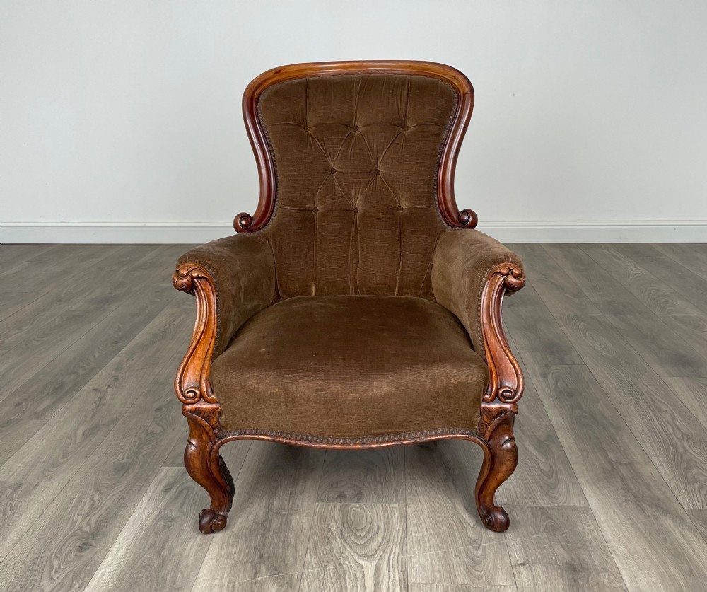 Antique 19th Century Button Back Armchair In Mahogany View VIII