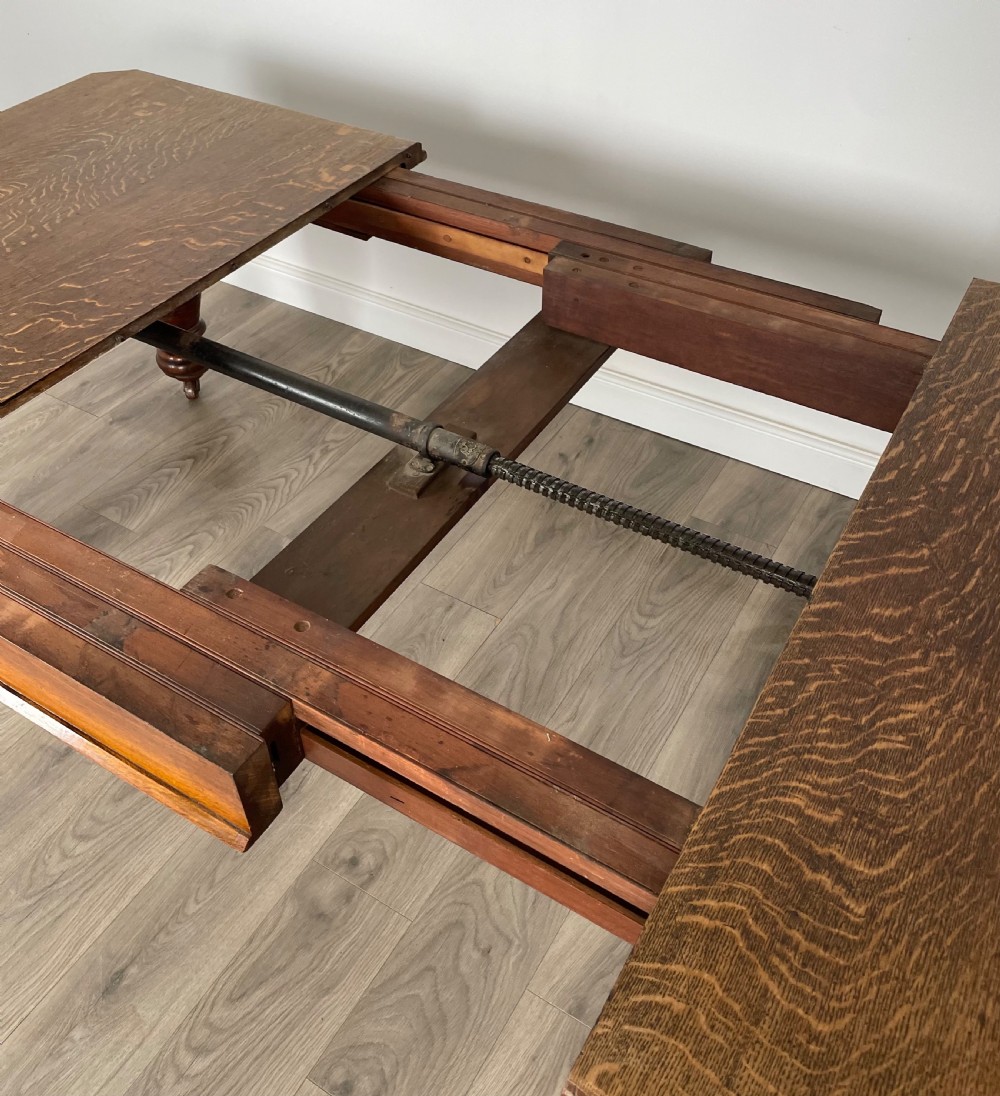 Large Antique 19th Century Dining Table In Oak View IV