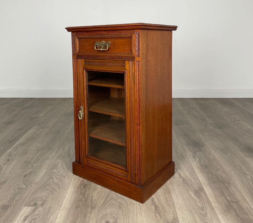 Antique 20th Century Glazed Cabinet In Walnut View II