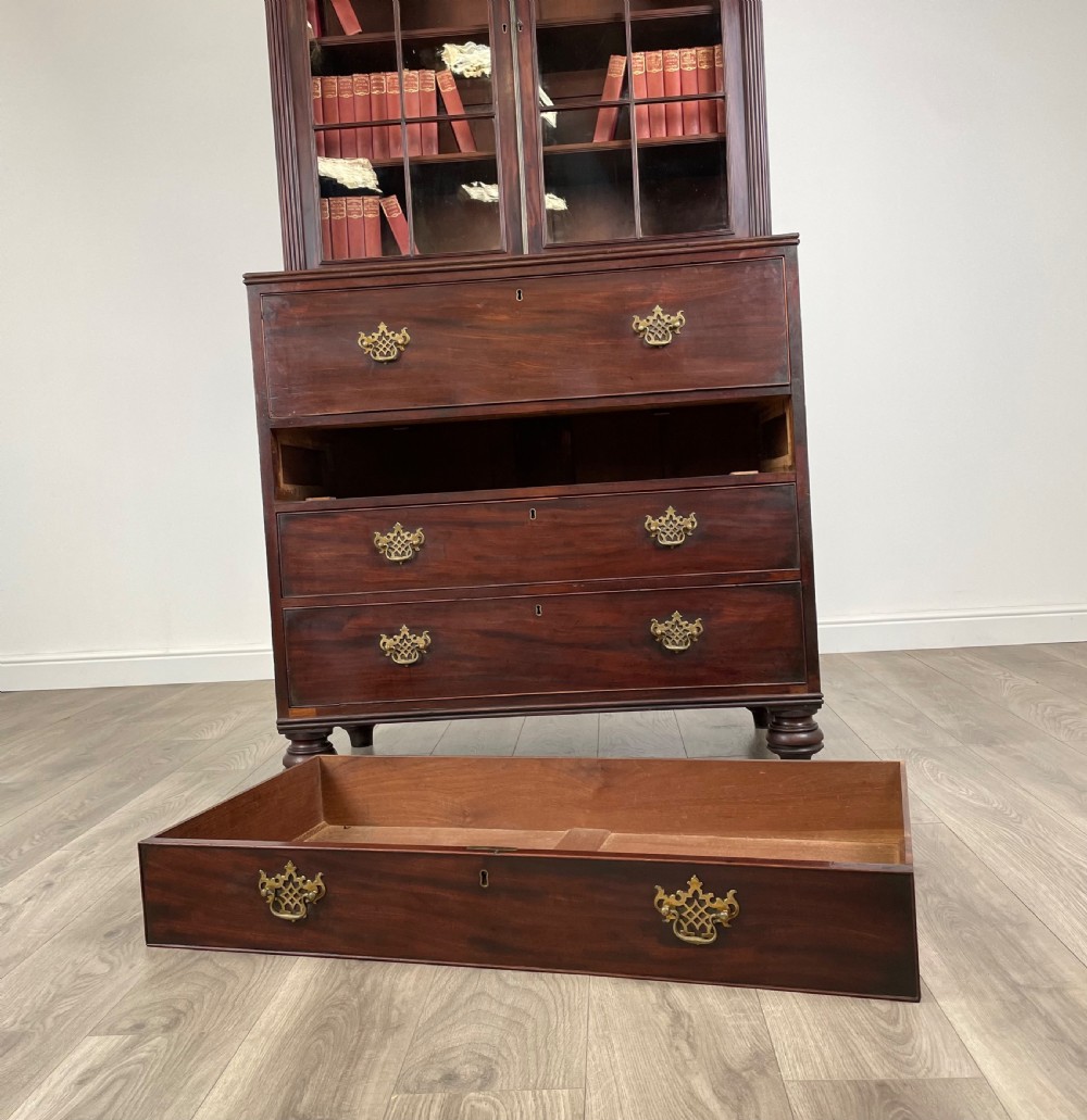Antique 18th Century Secretaire Bookcase In Mahogany View XII