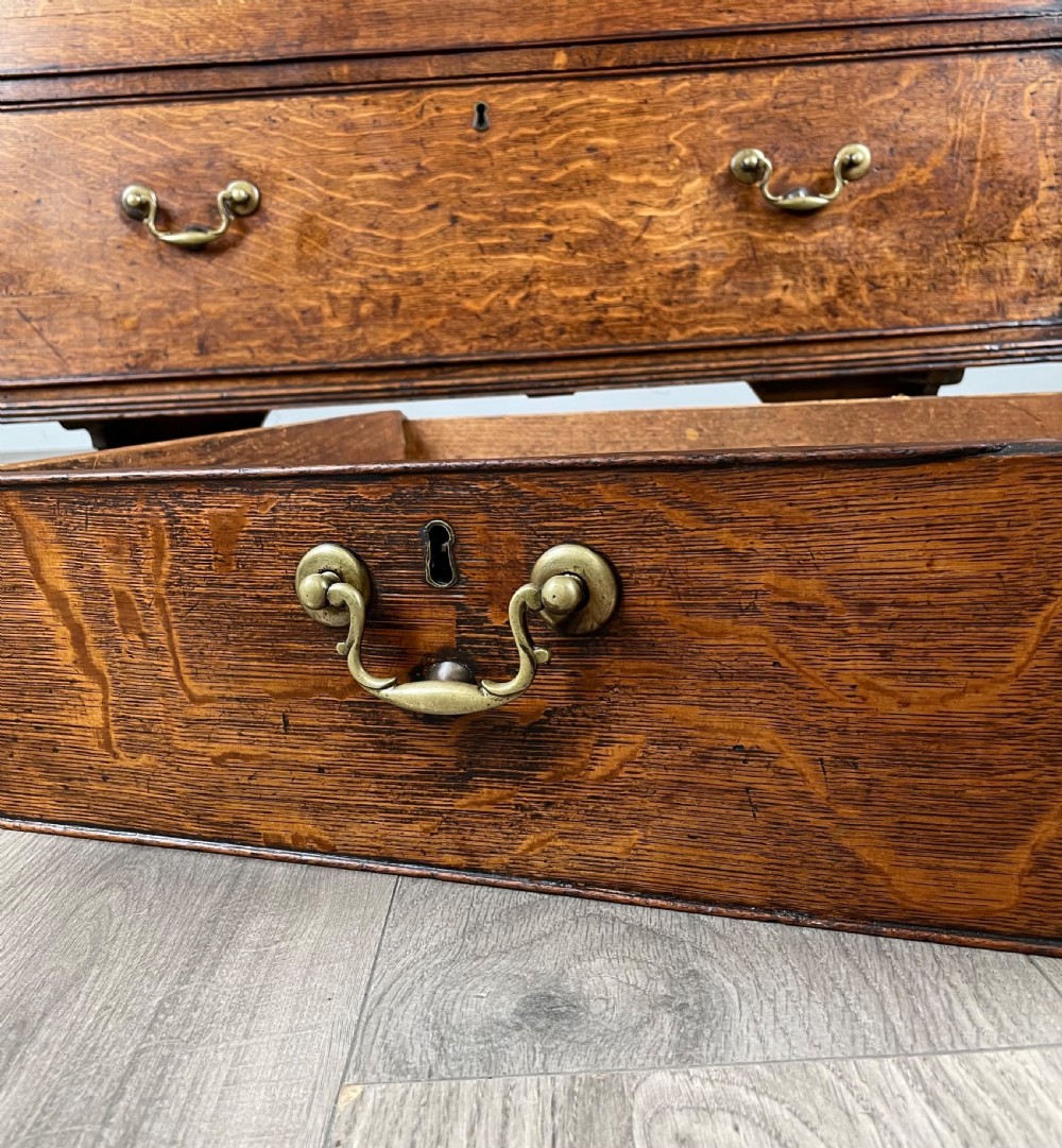 Antique 18th Century Quarter Cut Oak Chest Of Drawers ( REF AF-3050 ) View XI