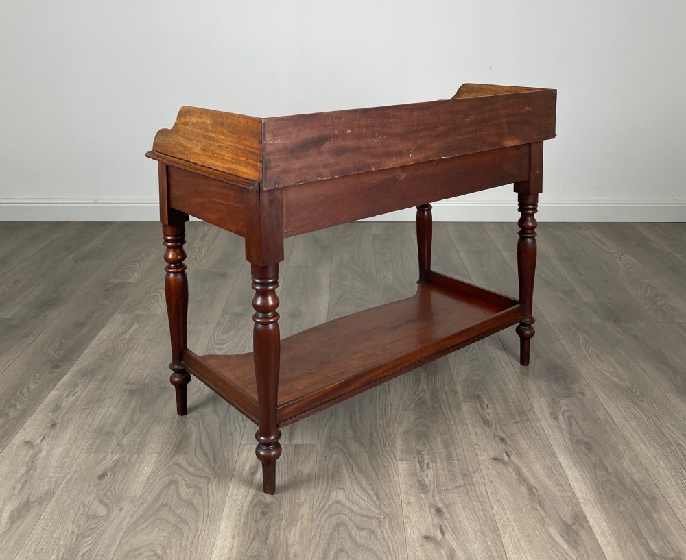 Antique 18th Century Washstand In Mahogany View IV