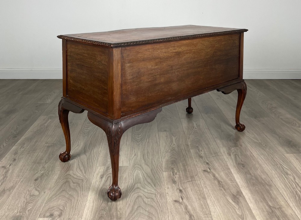 Antique 20th Century Leather Top Writing Desk In Mahogany View IV