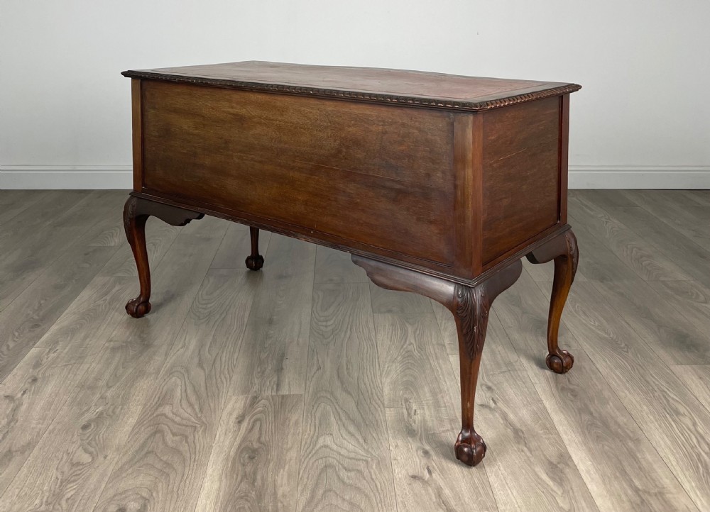 Antique 20th Century Leather Top Writing Desk In Mahogany View V