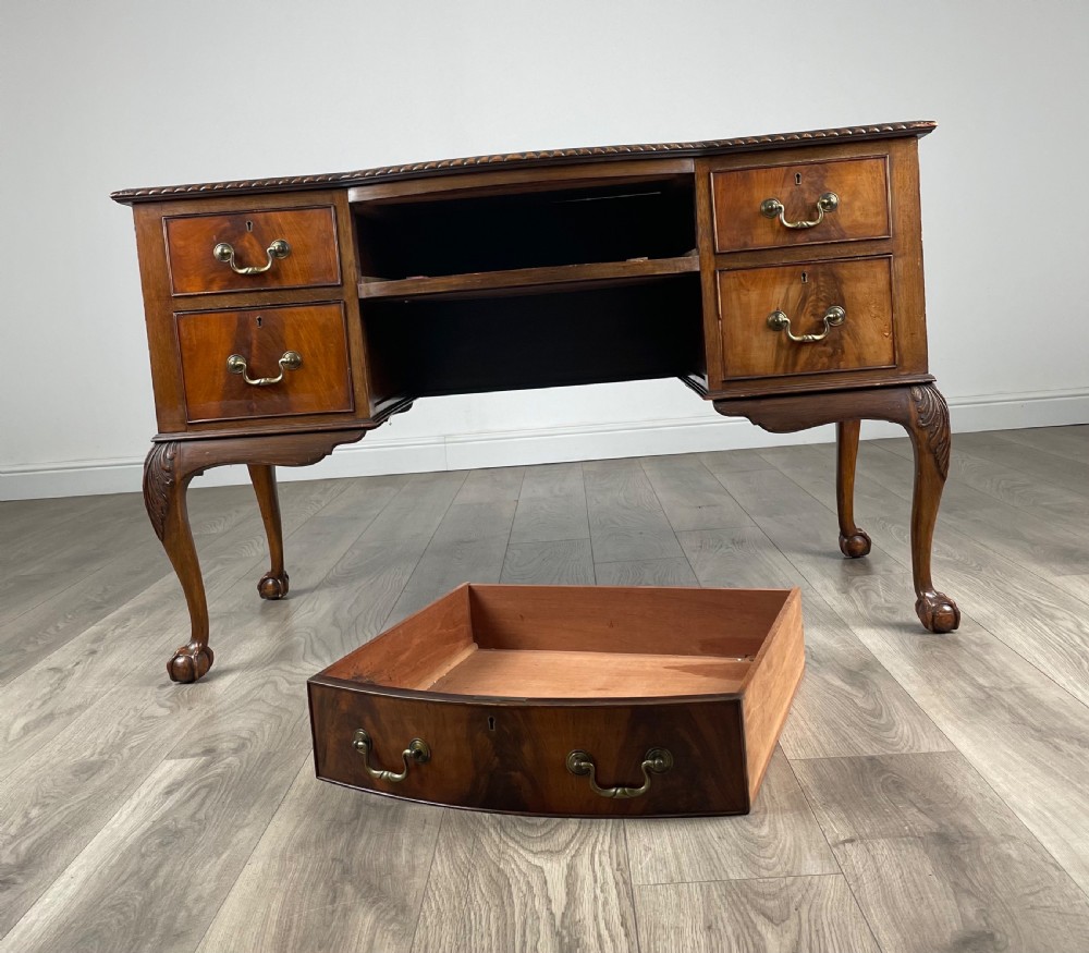Antique 20th Century Leather Top Writing Desk In Mahogany View XI