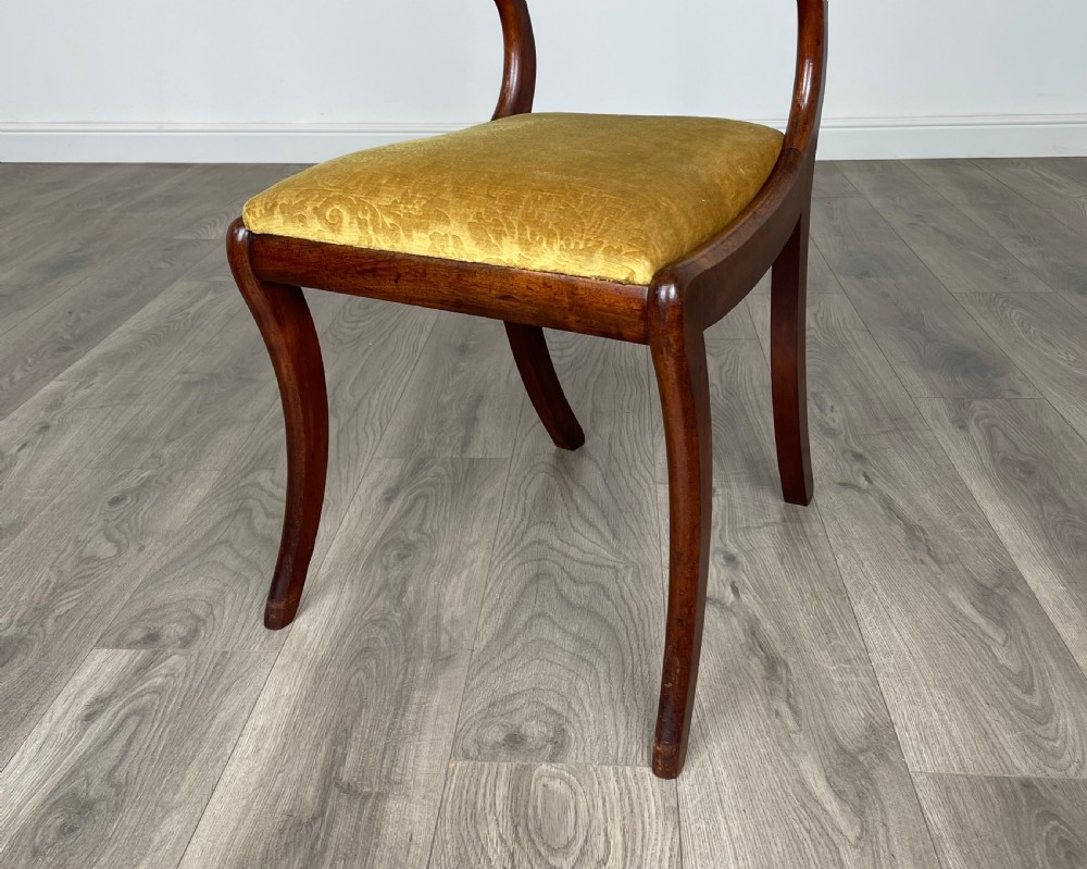 Antique 19th Century Set Of 6 Regency Dining Chairs In Walnut View V