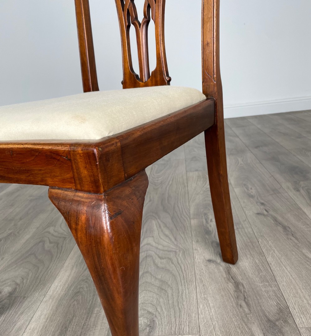 Antique 20th Century Set Of 8 Chippendale Style Dining Chairs View VI