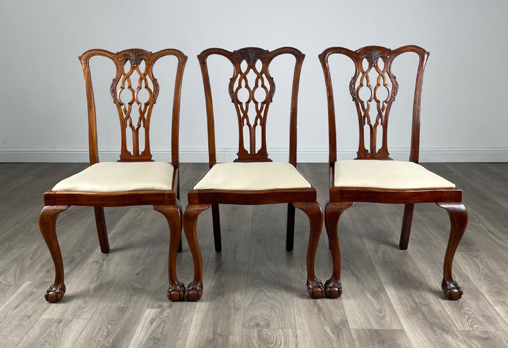 Antique 20th Century Set Of 8 Chippendale Style Dining Chairs View IX