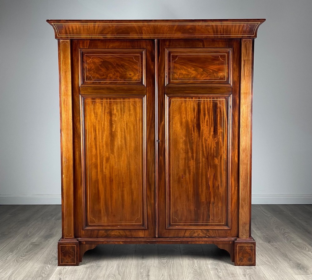 Antique 18th Century Wardrobe In Mahogany