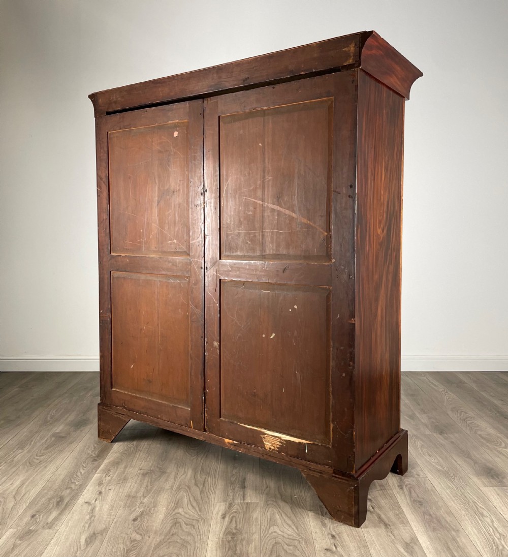 Antique 18th Century Wardrobe In Mahogany View VII