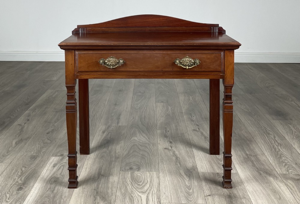 Antique 20th Century Side Table / Hall Table In Mahogany