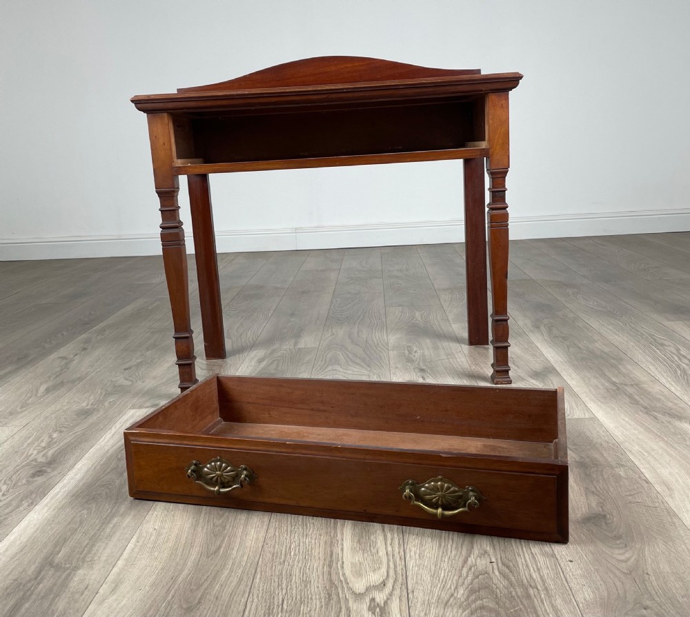Antique 20th Century Side Table / Hall Table In Mahogany View X