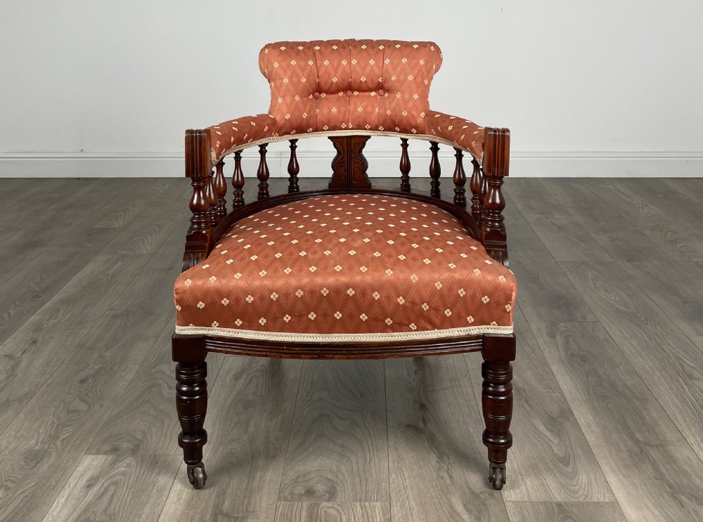Antique Pair Of 19th Century Tub Chairs In Mahogany View VII