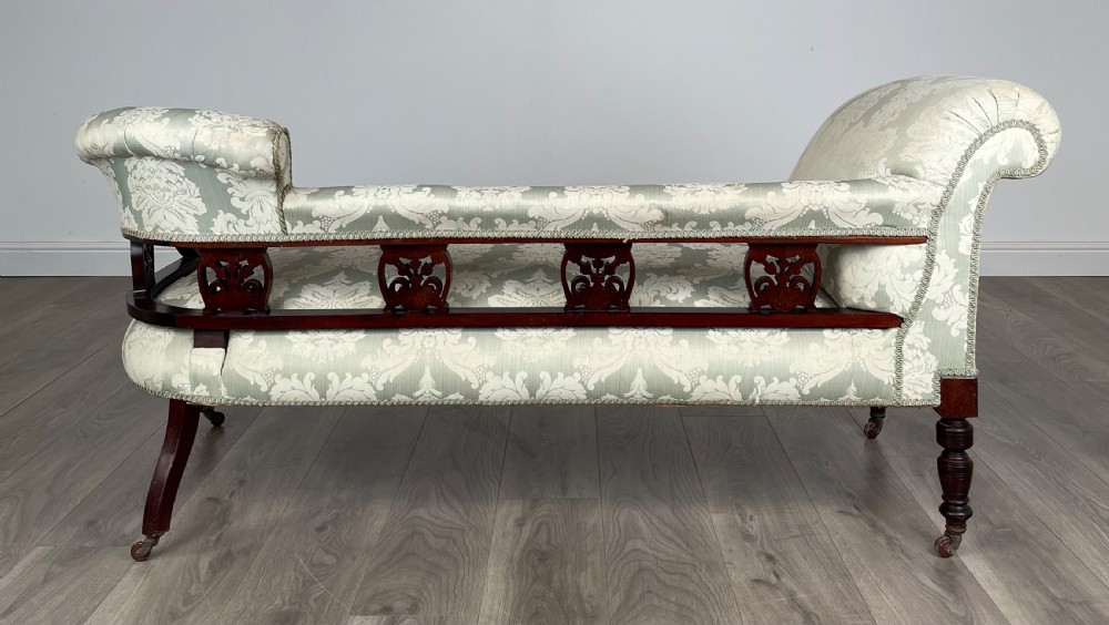 Antique 20th Century Settee In Mahogany View V
