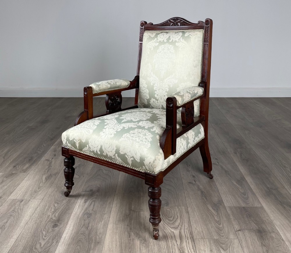 Antique 20th Century Armchair In Mahogany