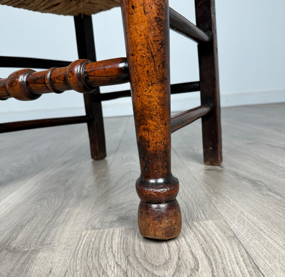 Antique 18th Century Set Of 10 Oak Spindle Back Dining Chairs View VII