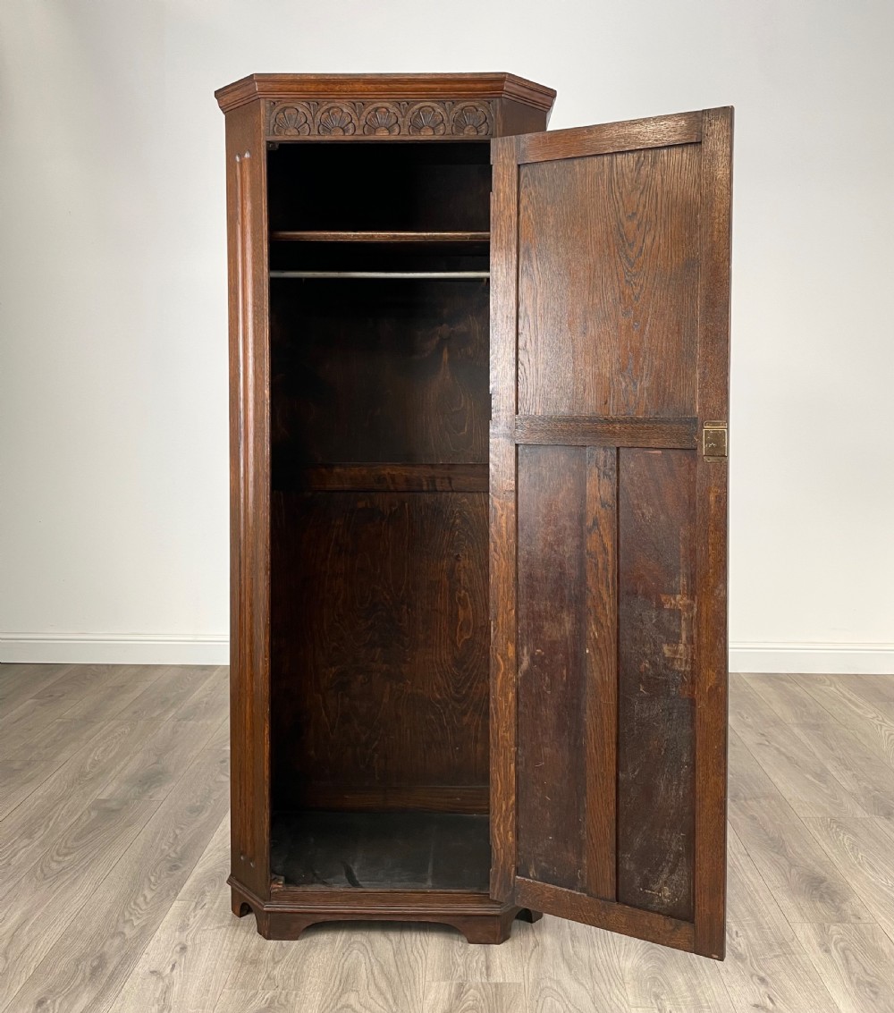 Antique 20th Century Wardrobe In Oak View V