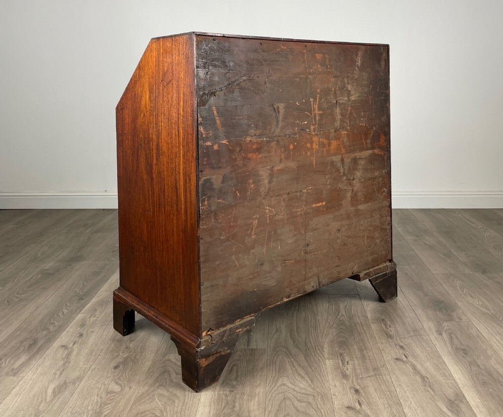 Antique Good Quality 18th Century Bureau In Mahogany View V