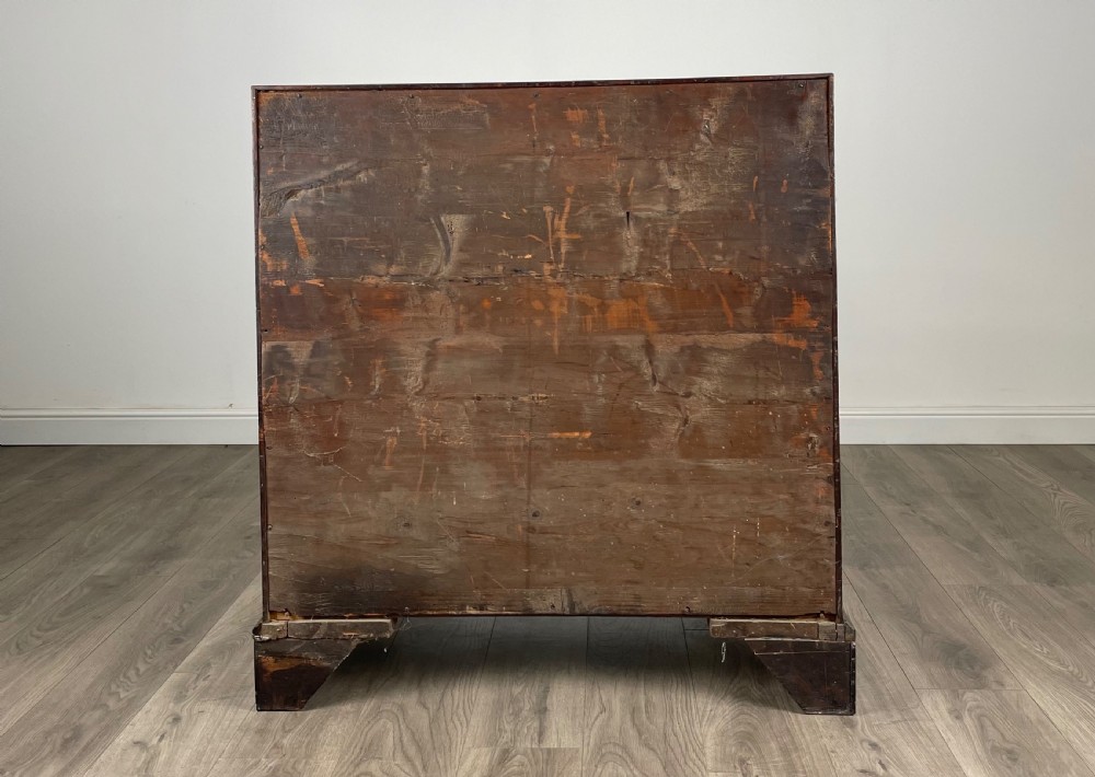 Antique Good Quality 18th Century Bureau In Mahogany View VI