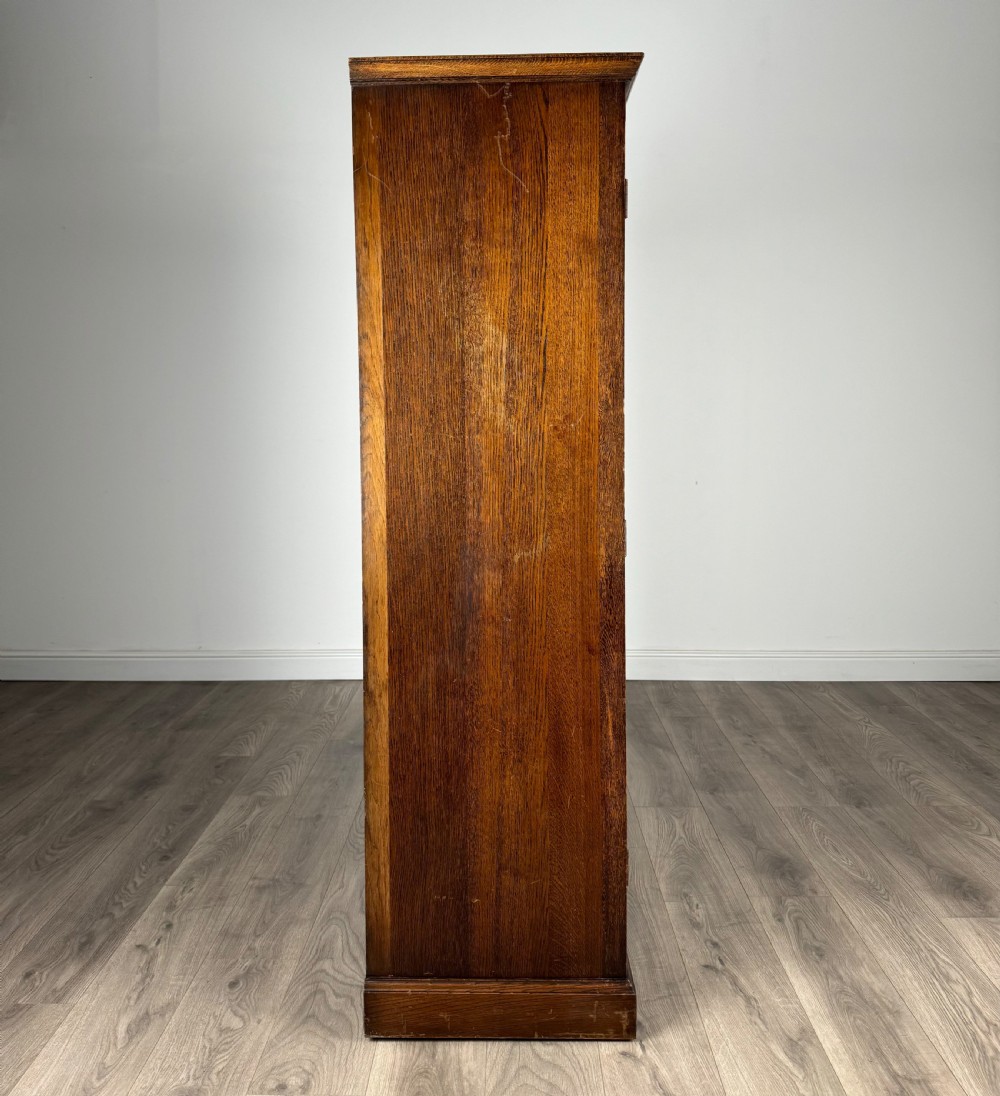 Antique 20th Century Wardrobe In Oak View VIII