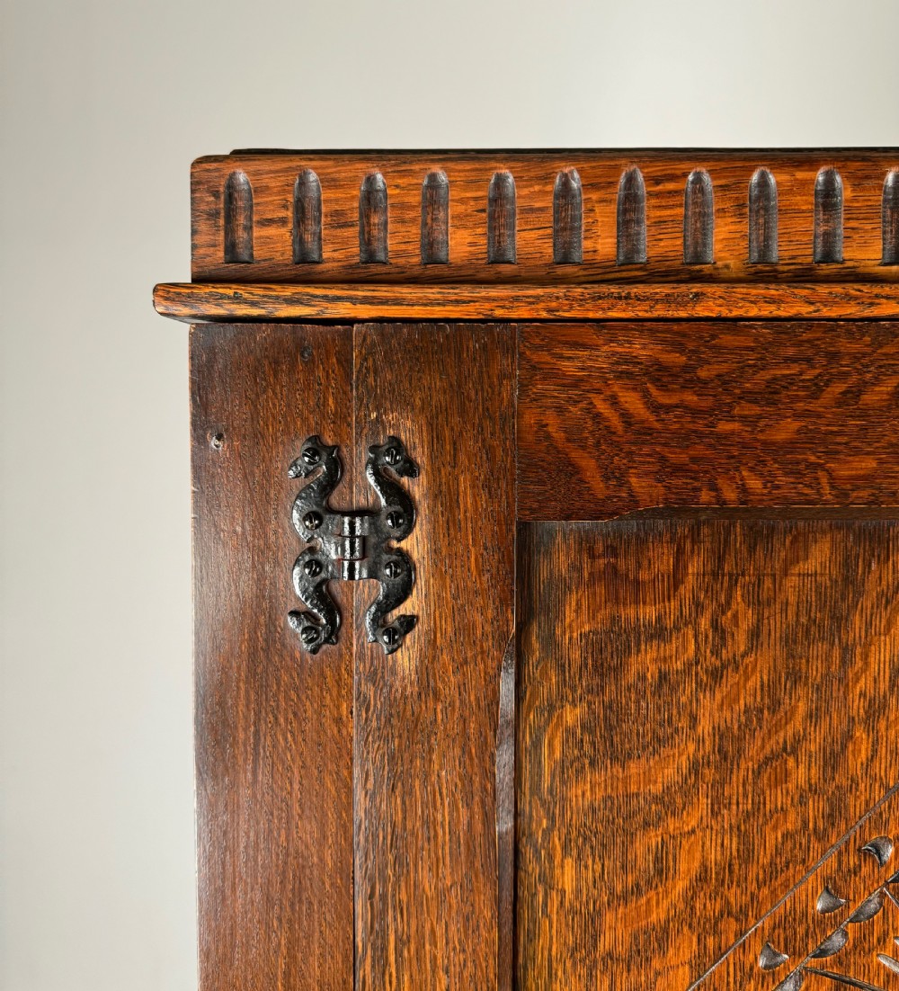 Antique 20th Century Carved Oak Wardrobe View VIII