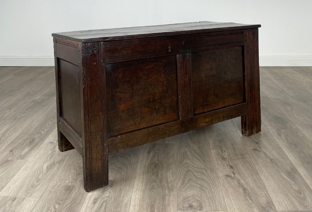 Antique Fine Quality 18th Century Coffer / Blanket Box In Oak View VIII