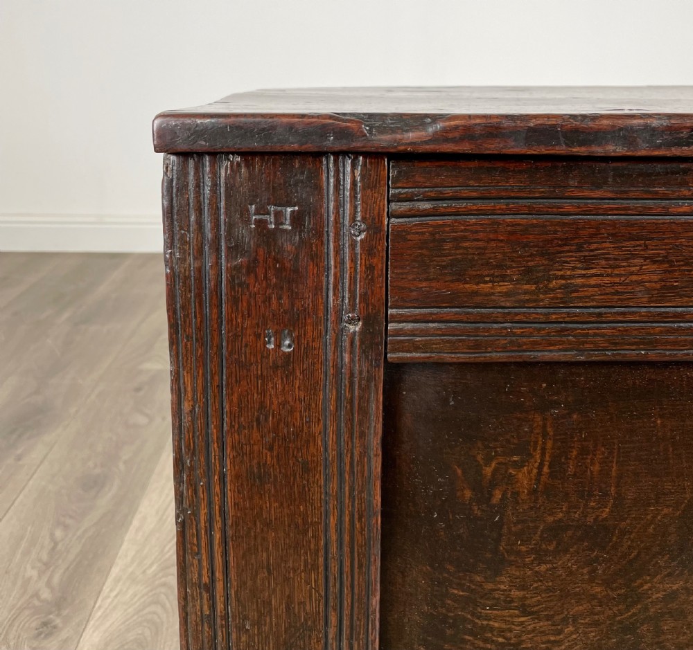 Antique Fine Quality 18th Century Coffer / Blanket Box In Oak View XII